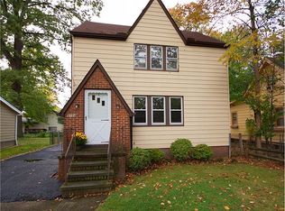 6064 Porter Rd, North Olmsted, OH 44070
