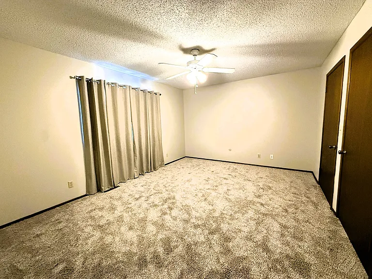 1325 N Denene Ln — Photo 19