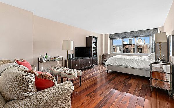 1st image of 3 Sheridan Sq APT 7A