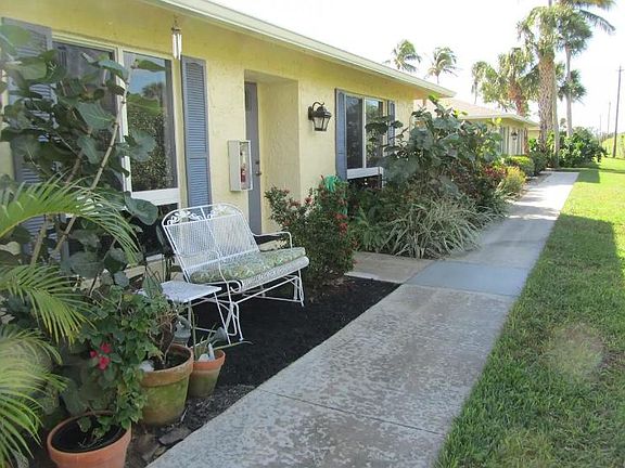 2nd image of 103 Glades Blvd