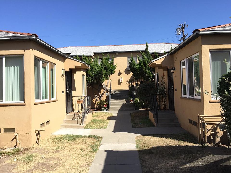 1st image of 4311 42nd St