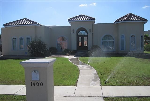 1st image of 1400 Southgate Cir