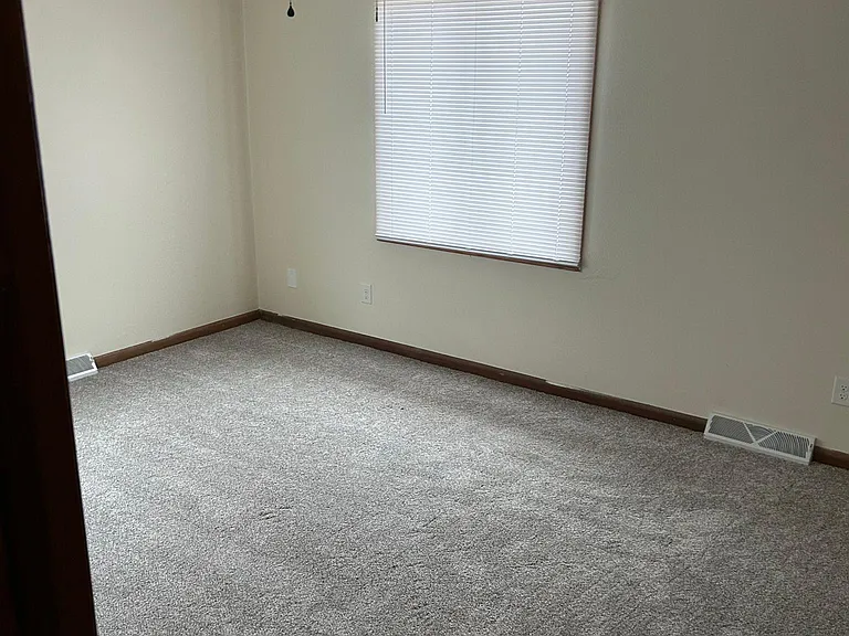 3011 Cornell Ave — Photo 6