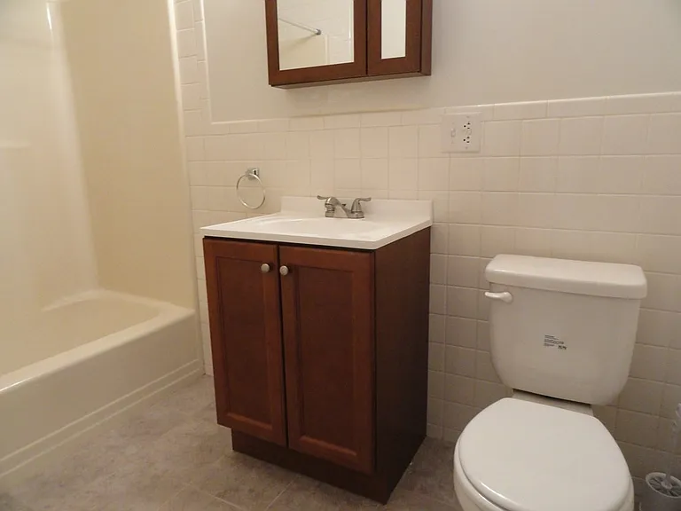 39 Paris St #2 — Photo 8