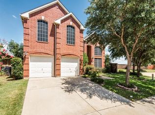 8606 Oak Valley Ct, Irving, TX 75063