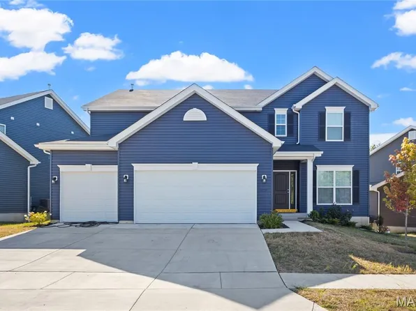 107 Majestic Dr, Fenton, MO 63026