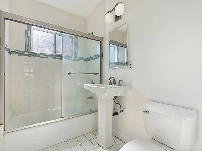 1661 Federal Ave #11 — Photo 4