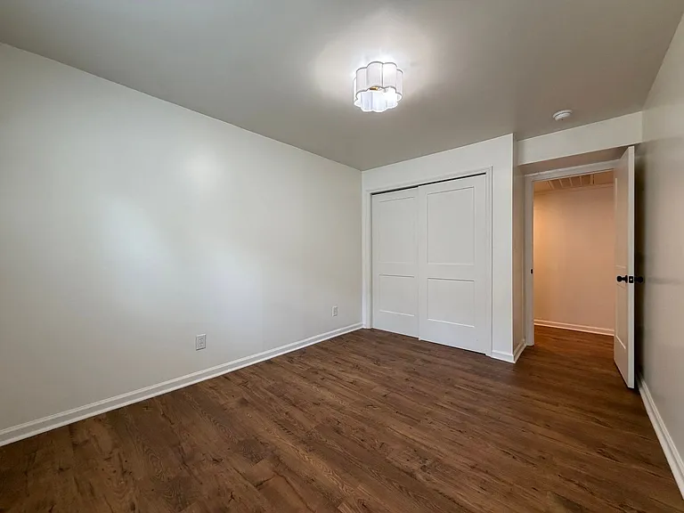 405 N 4th St — Photo 20