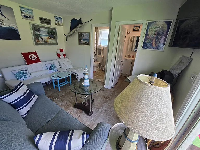 125 Sherwood Ave — Photo 42