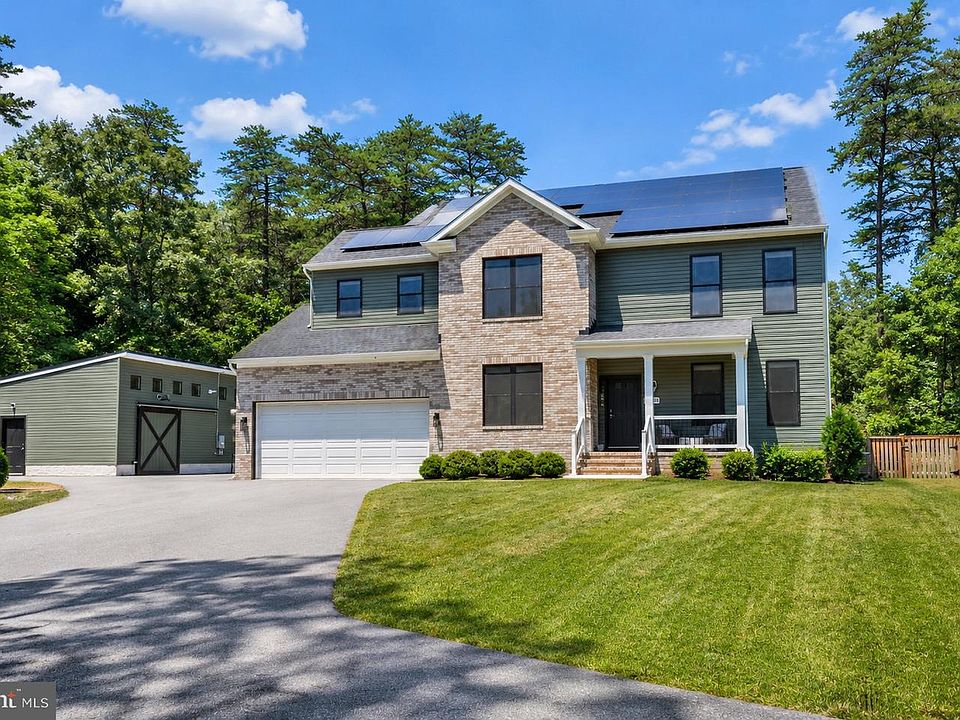 1st image of 8215 Athena Ln