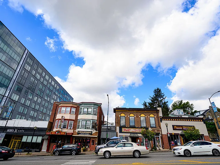Madison West Elm — Photo 121