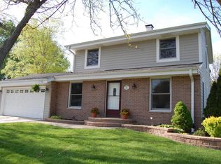 103 Apollo Ct, Mukwonago, WI 53149