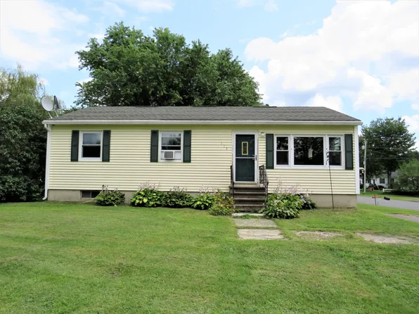 115 Middle Road, Augusta, ME 04330