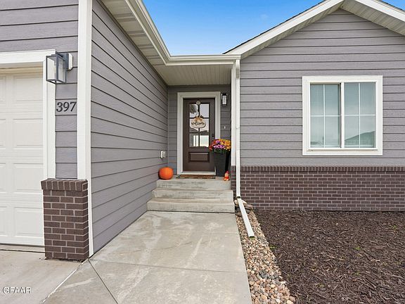 2nd image of 397 Wren Dr