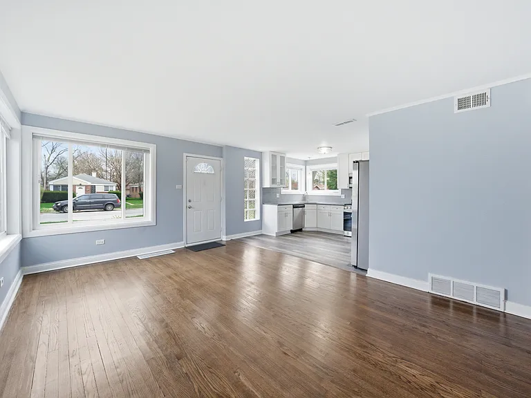 14424 University Ave — Photo 6