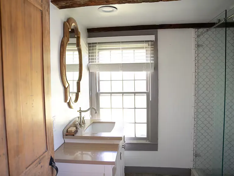 872 Grassy Brook Rd — Photo 9