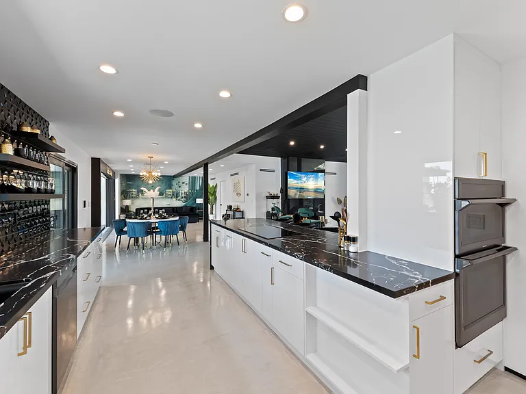 850 E Sierra Way — Photo 12