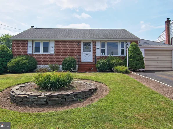 736 E 6th St, Boyertown, PA 19512