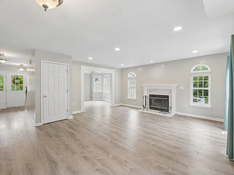 713 Mimosa Cove Rd — Photo 26