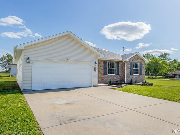 2nd image of 1284 Brayli Dr