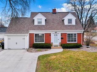 524 E Marquette St, Appleton, WI 54911