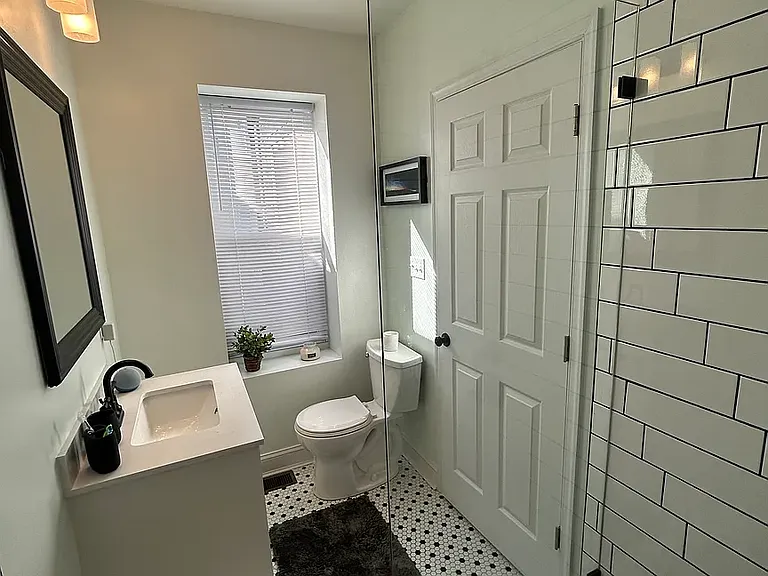 428 Pierce St — Photo 13