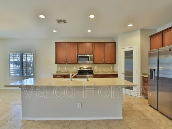 2983 E Ironside Ln, Gilbert, AZ 85298