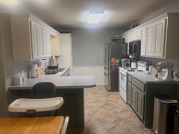 5th image of 158 Berend Rd #1