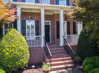 921 Saints Ct, Marietta, GA 30068