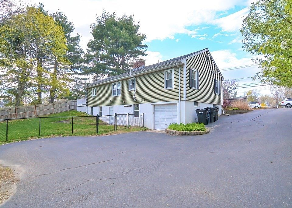 624 Main St, Millis, MA 02054 Zillow