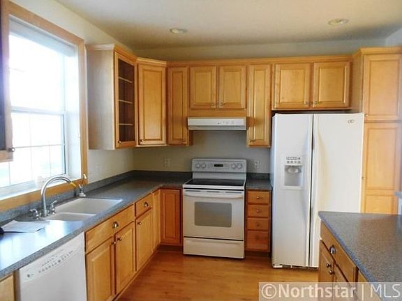 2nd image of 802 Woodduck Dr