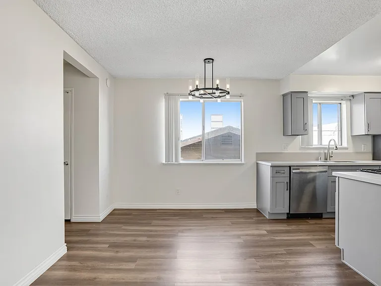 Casa Grande Apartments — Photo 5