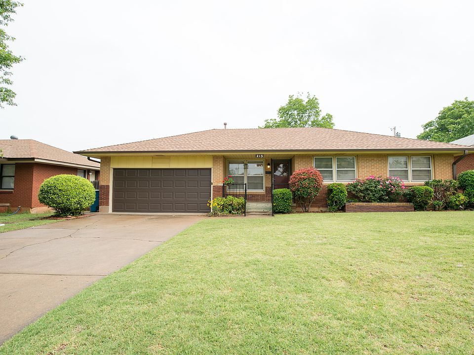 Landscaped & front porch 