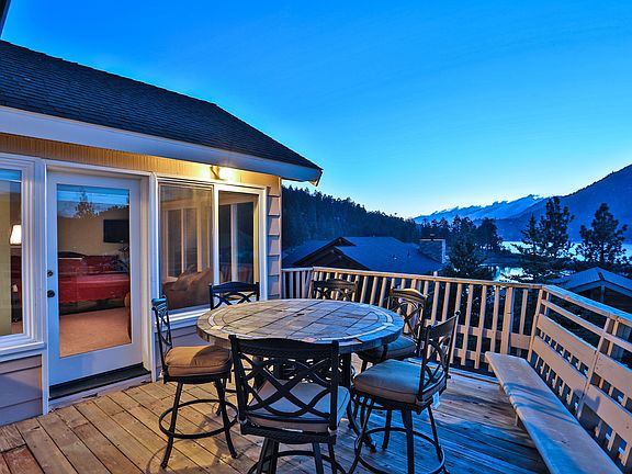 5th image of 644 Cove Dr