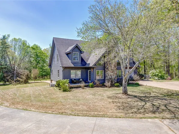 223 Ware Rd, Iva, SC 29655