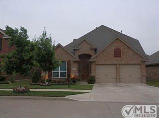 1225 Nighthawk Rd, Fort Worth, TX 76108