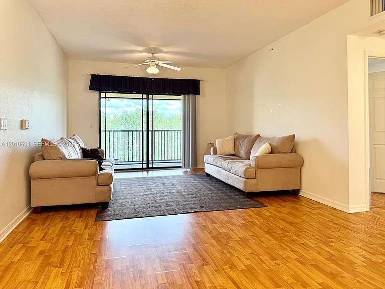 2726 Anzio Ct #306 — Photo 4