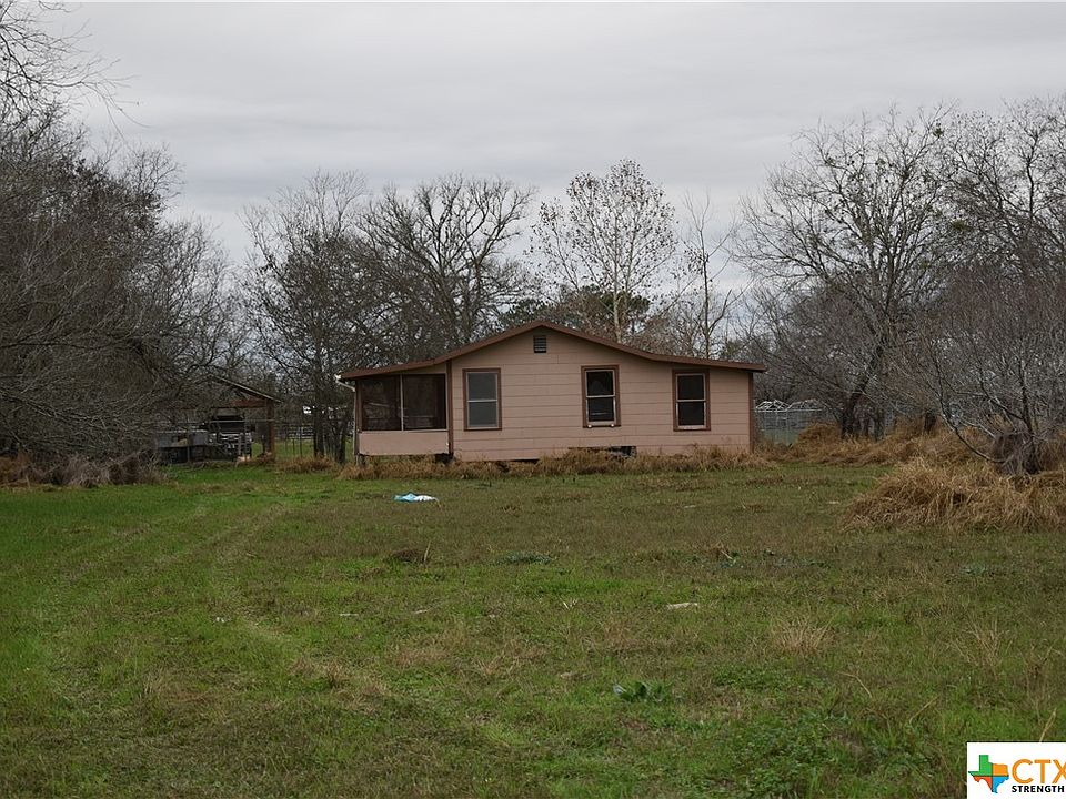 713 Crain St, Cuero, TX 77954 Zillow