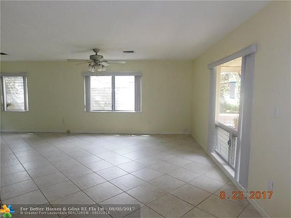 2nd image of 1526 SW 10th Ave