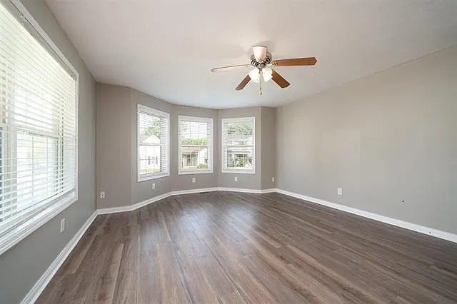 3 bed, 1600 sqft, $1,595 — Photo 4
