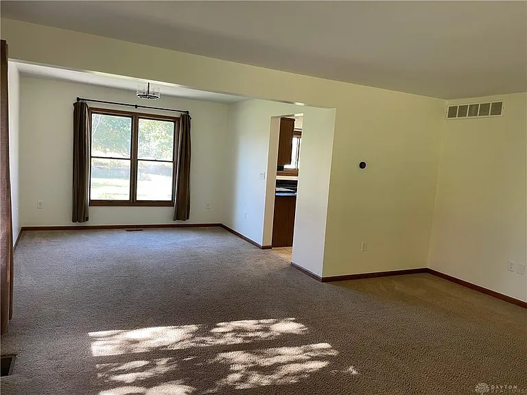 5037 Mud Run Rd — Photo 6