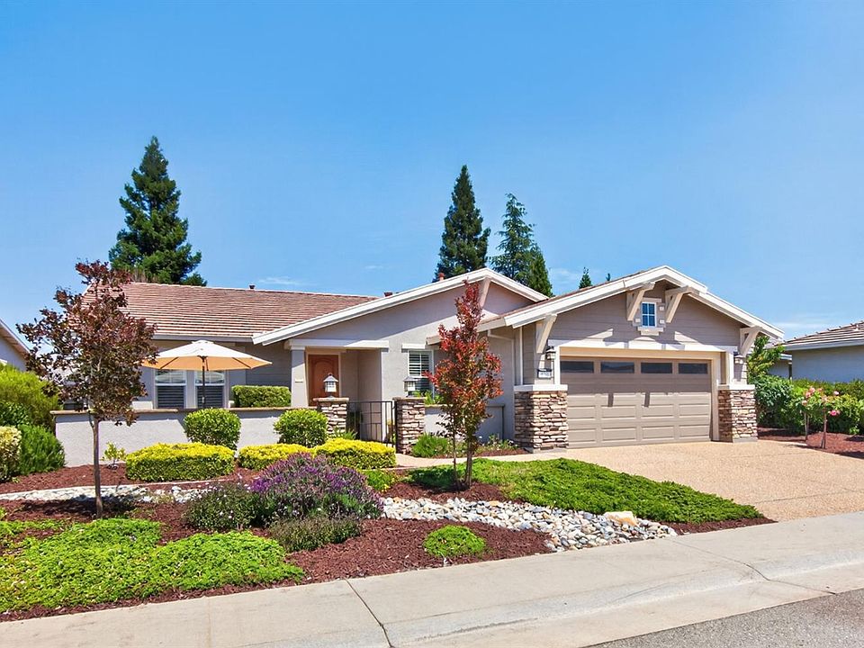 1st image of 671 Violet Ln