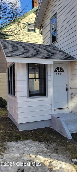 3rd image of 331 Chapman Drive