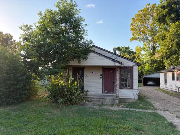 704 Carrollton St, Bossier City, LA 71112
