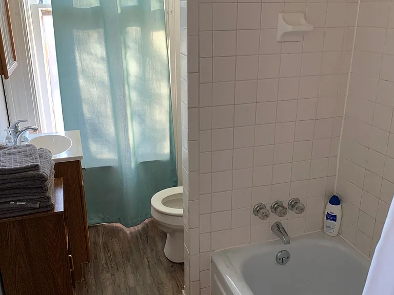 1076 Neil Ave #2B — Photo 10