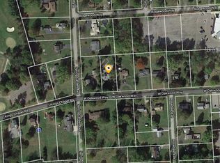 22 W Oakwood Way, New Castle, PA 16105