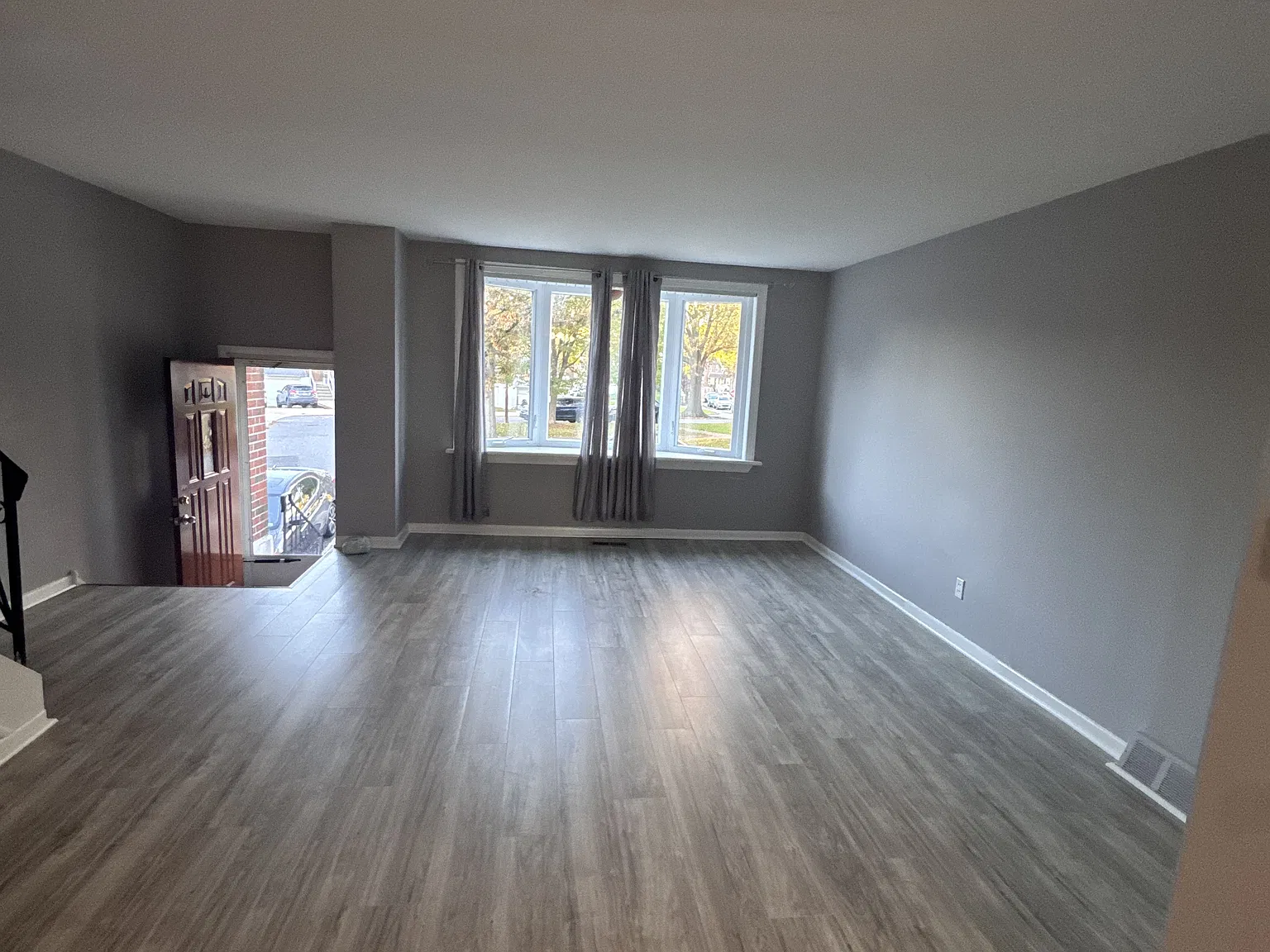 3 bed, 2.5 bath, 1368 sqft, $2,600 — Photo 1