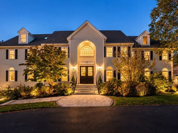 28 Tyler Rd, Lexington, MA 02420