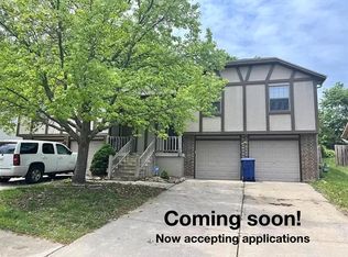 705 SW 37th St Terrace, Blue Springs, MO 64015