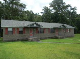 768 Francktown Rd, Richlands, NC 28574